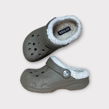 Crocs bundás kisfiú papucs - 25